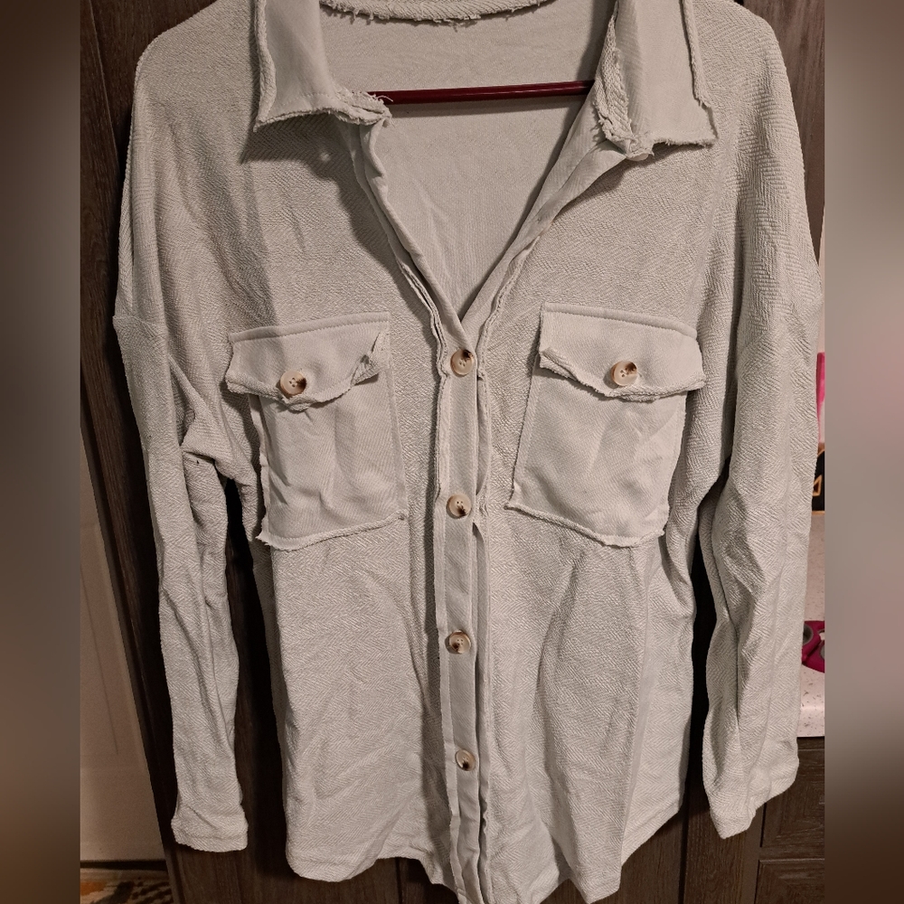New contrast pocket relaxed shacket - Picture 2 of 16